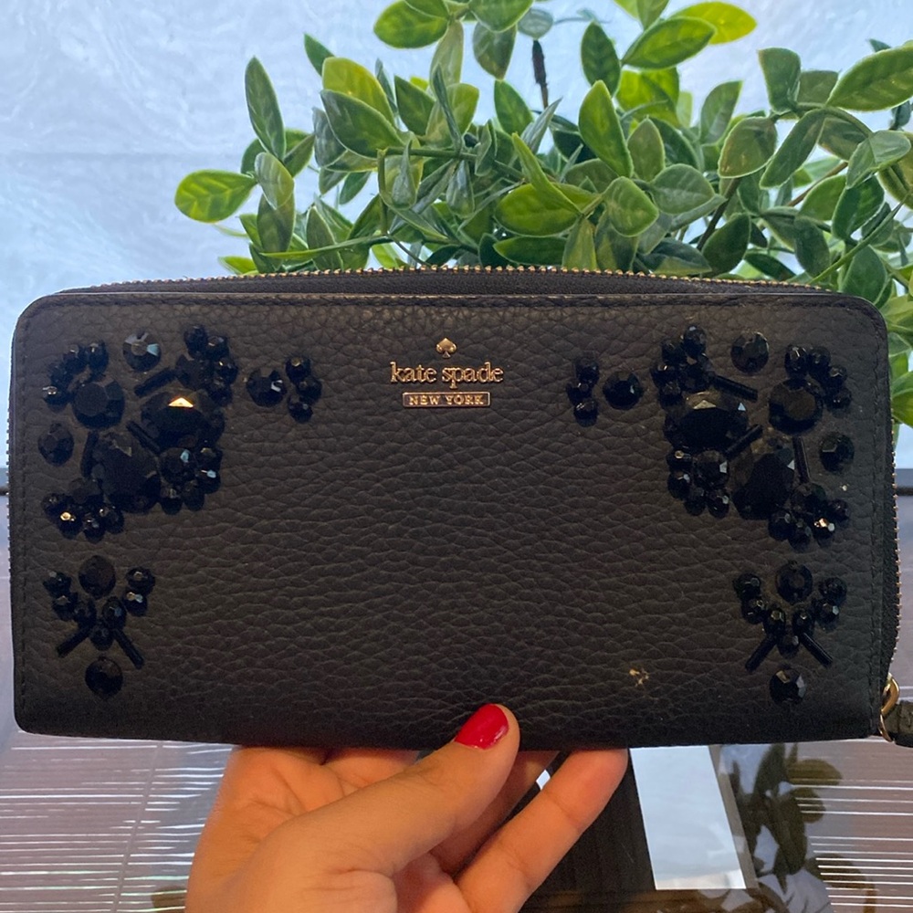 Kate Spade Wallet With Black Accents In Navy